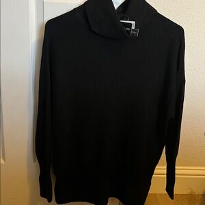 Joan Voss New Elegant Black Cashmere Blend Sweater